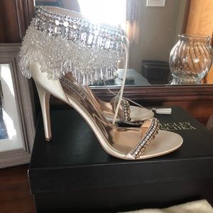 Badgley Mischka heels. New. 8.5